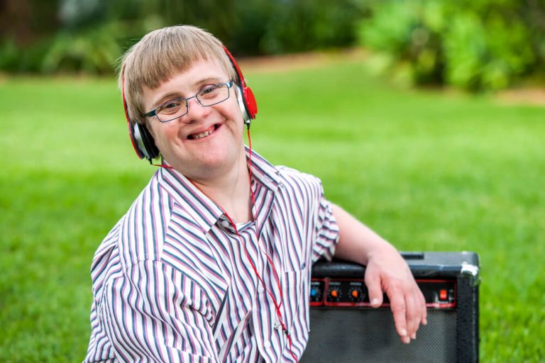 Música ajuda pessoas com síndrome de Down